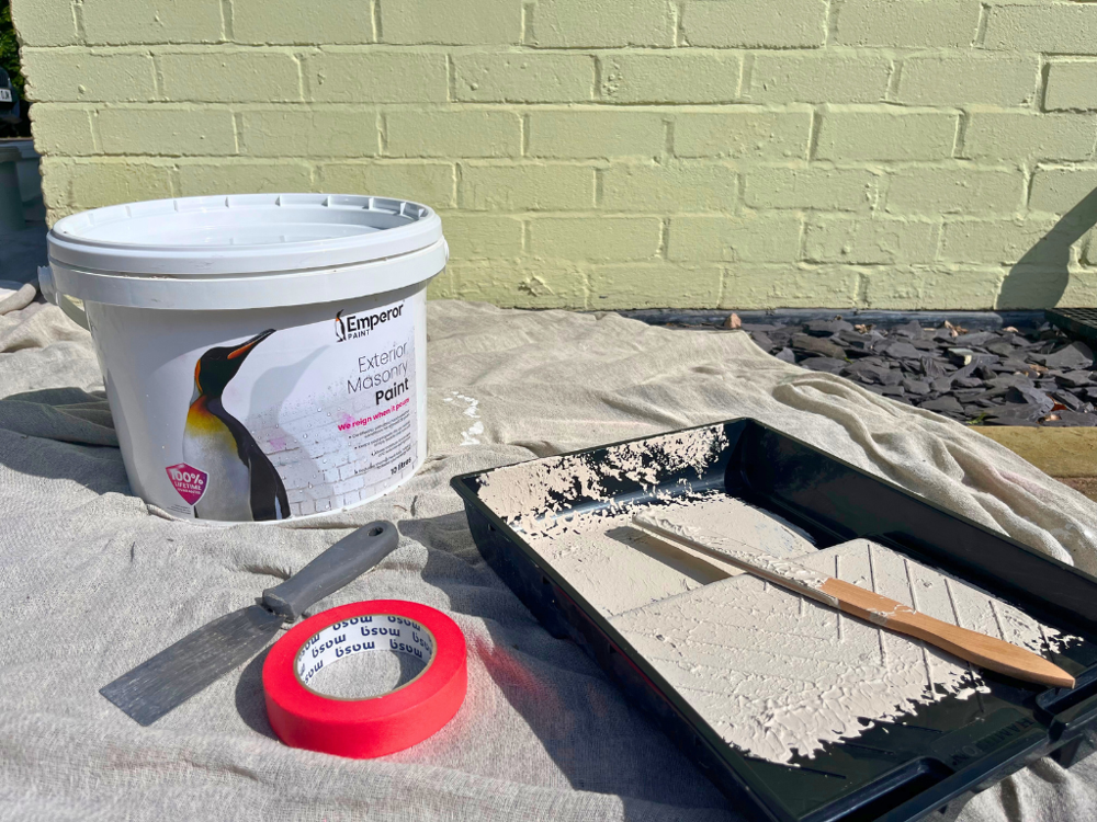 Masonry paint and masonry tools